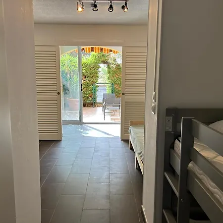 Charmant Studio En Rez De Jardin Dans Propriete Prive Pour 4 Personnes La Londe-les-Maures Exterior foto