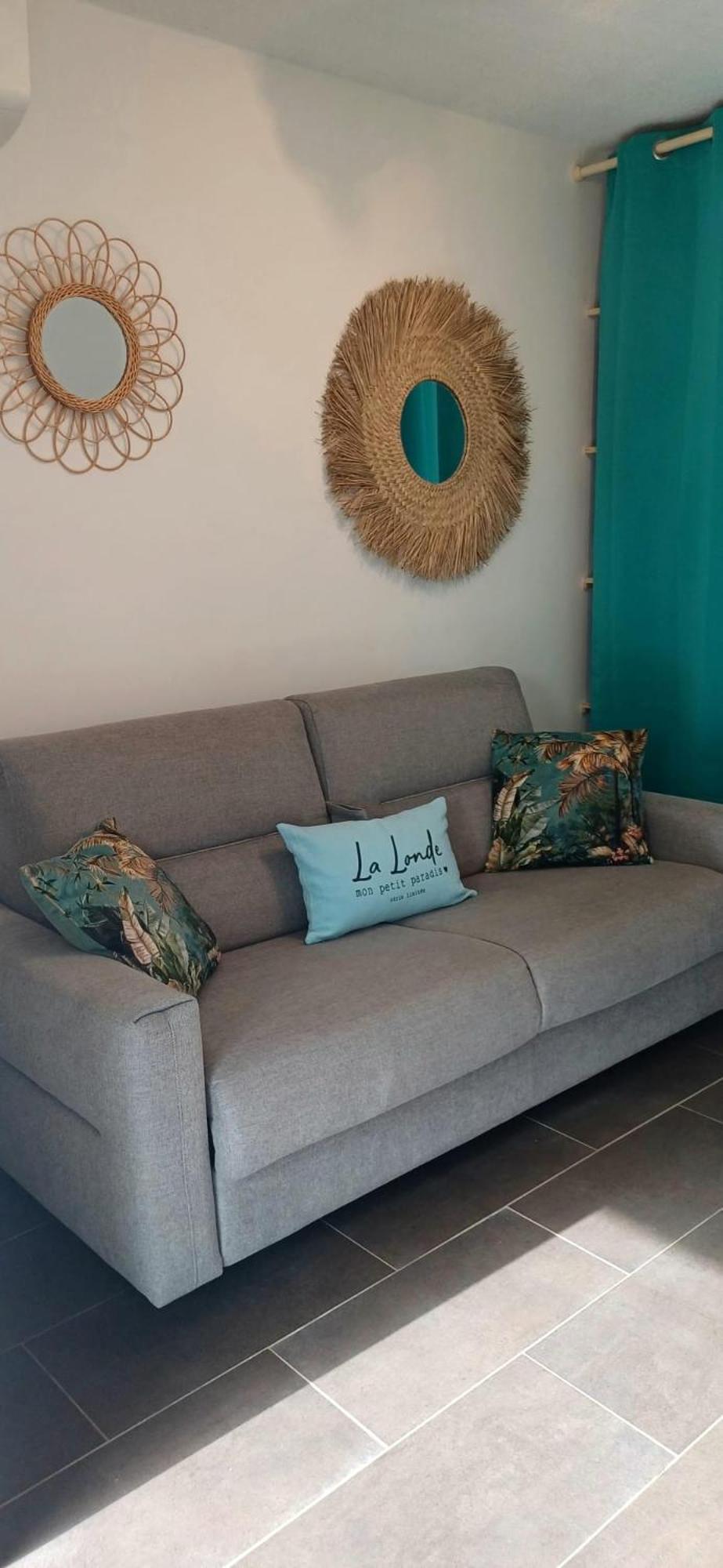 En Rez De Jardin Dans Propriete Prive Pour 4 Personnes La Londe-les-Maures